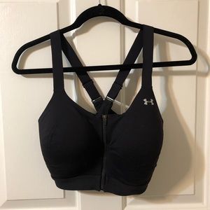 Black sports bra